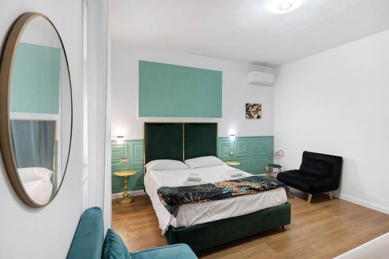Mirosa Luxury Room 214 with Wi-Fi and Air Conditioning — photo 3