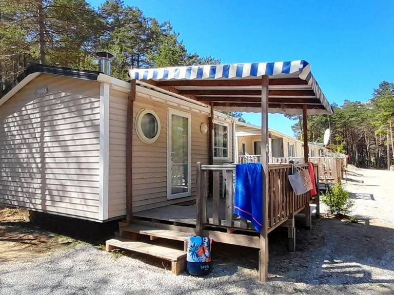 Mobile home with heated pool & terrace — photo 4