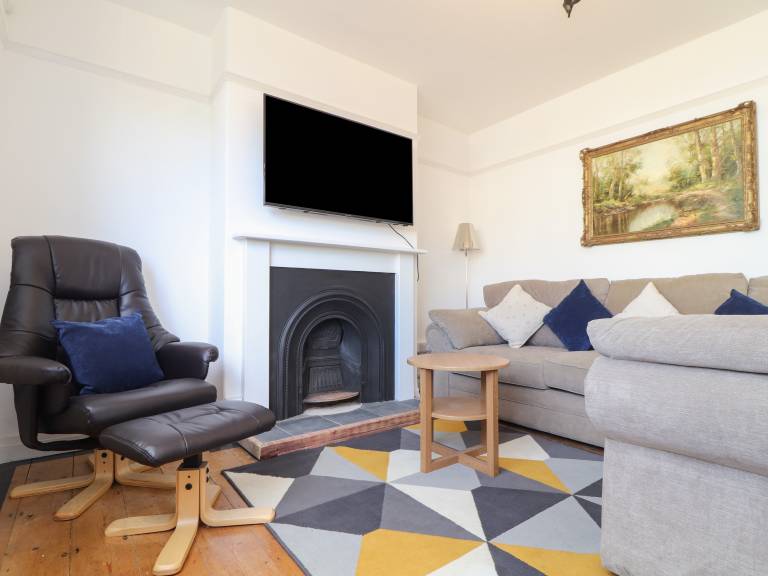 Child-friendly charming cottage with barbecue & yard | Dogs allowed — photo 3