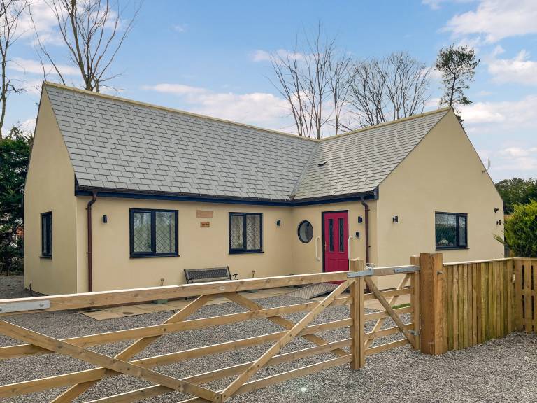 Acorn Cottage UK51535