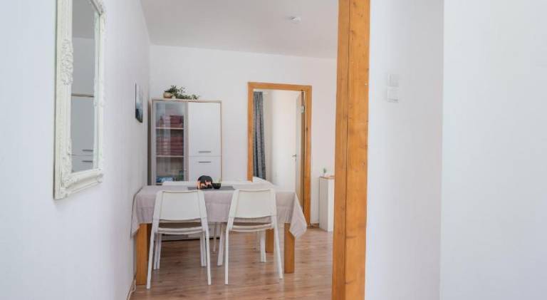 Rental apartment with 2 rooms for 6 persons in Tartu