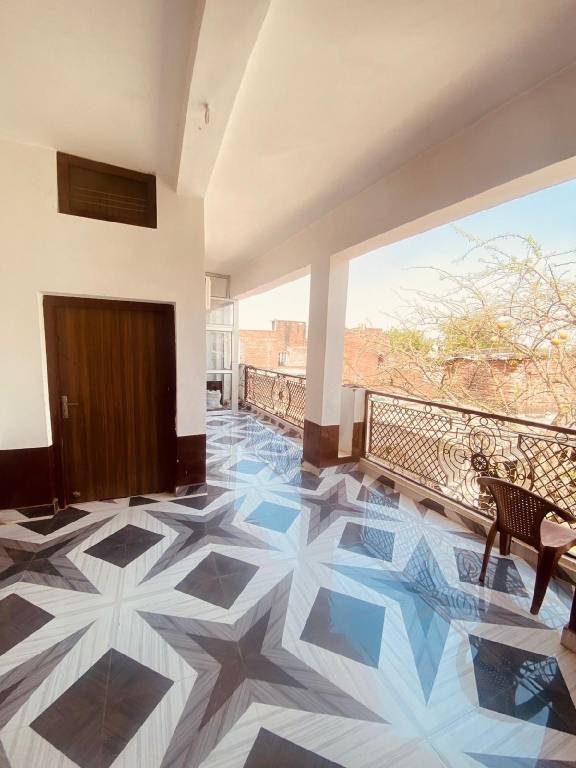 House with 6 rooms for 15 persons — photo 3