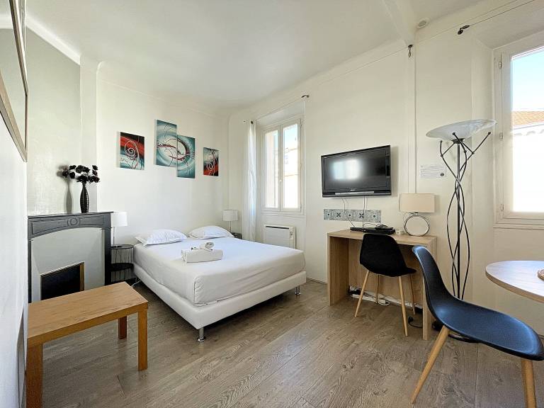 Holiday apartment | Close to the beach | Dogs allowed in Grasse