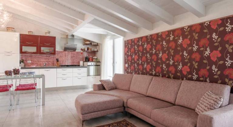 Holiday apartment with terrace & pool — photo 3
