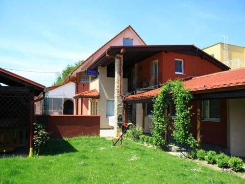 Ubytovanie s raňajkami  Prievidza