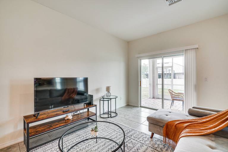 Dog-Friendly Home w/ Screened Porch in Cape Coral! — photo 5