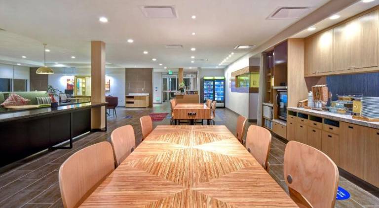 Home2 Suites by Hilton Eau Claire South in Eau Claire, WI