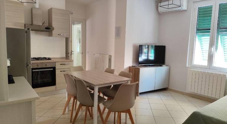 Holiday apartment with 2 rooms for 6 persons in Celle Ligure