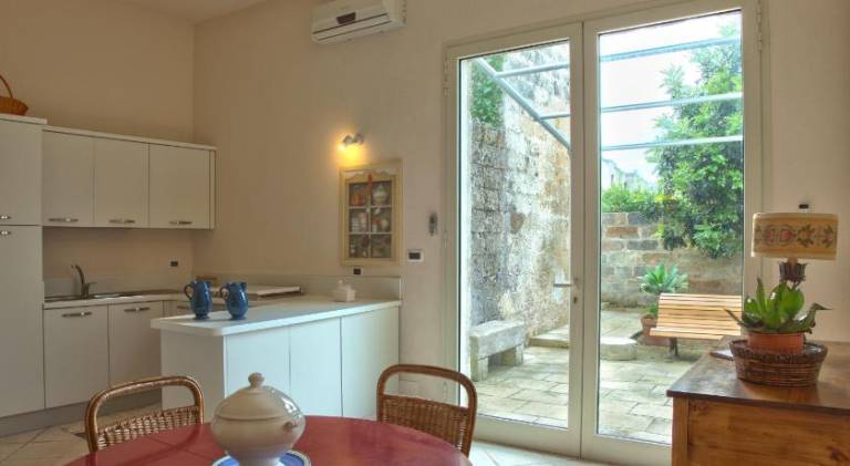 House with 3 rooms for 5 persons — photo 3