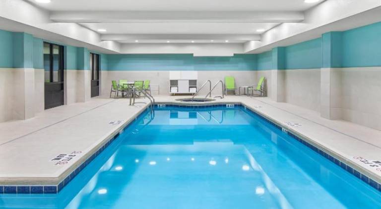 Holiday Inn Express Hotel & Suites Hardeeville - Hilton Head By IHG — photo 2