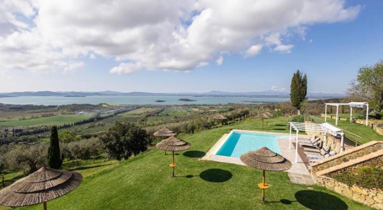 Farm with terrace, pool & garden | Dogs allowed — photo 3