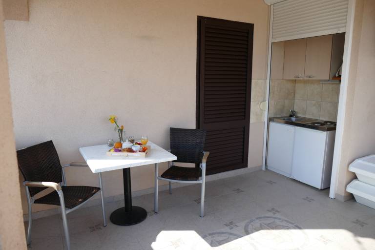Apartment and Rooms Zora — photo 3