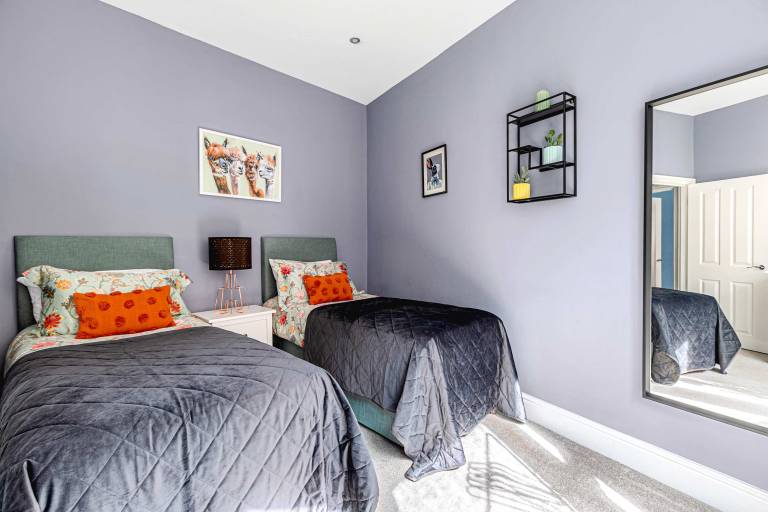 Holiday apartment | Close to Brighton Palace Pier | City view | Suitable for remote work — photo 4