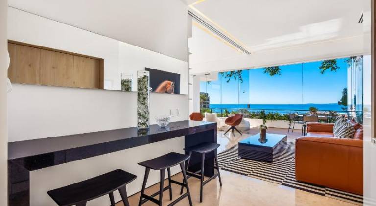 Holiday apartment with pool — photo 2