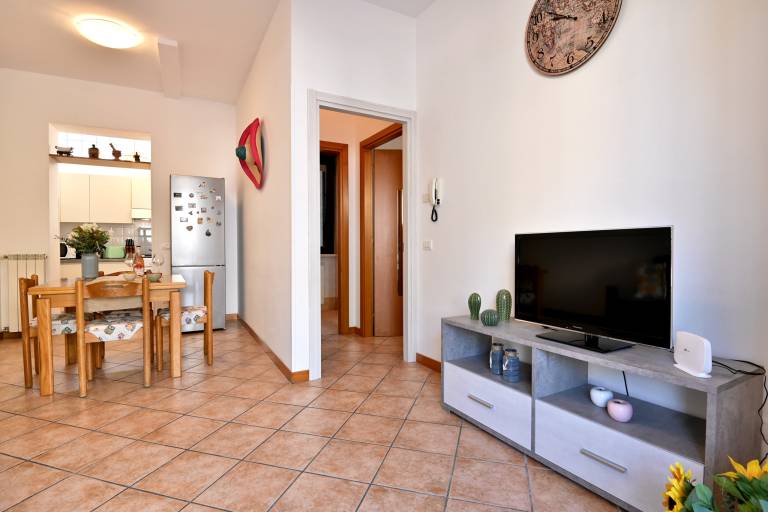 Holiday apartment with terrace — photo 4
