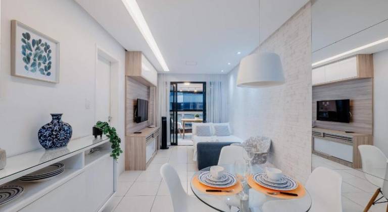 Apartment with pool — photo 2