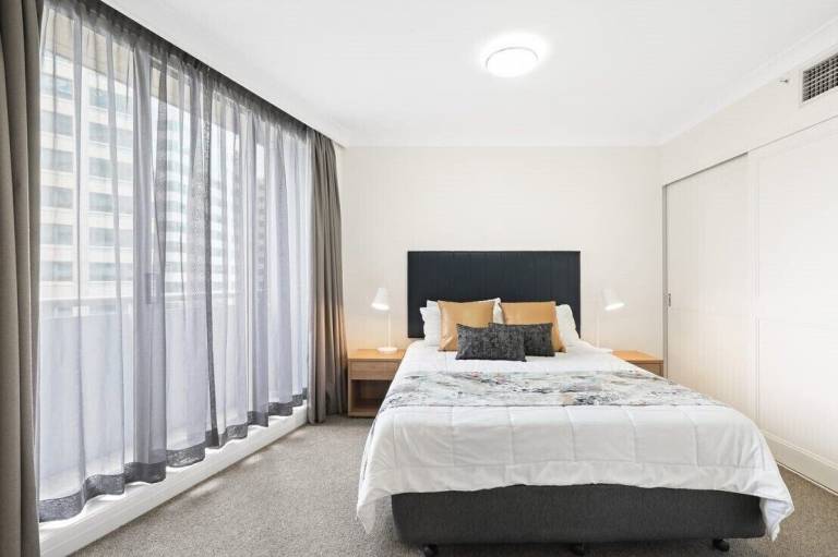 Apartment St Leonards