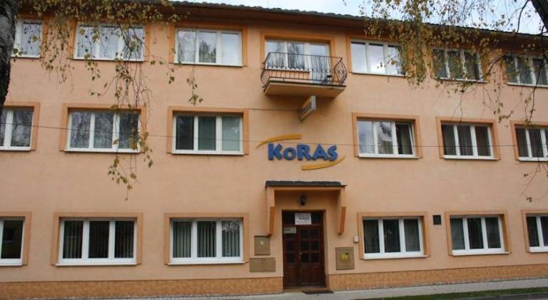 dom Turčianske Kľačany