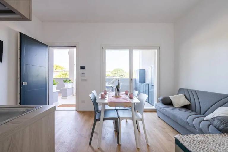 Rental apartment | Water view in Bari