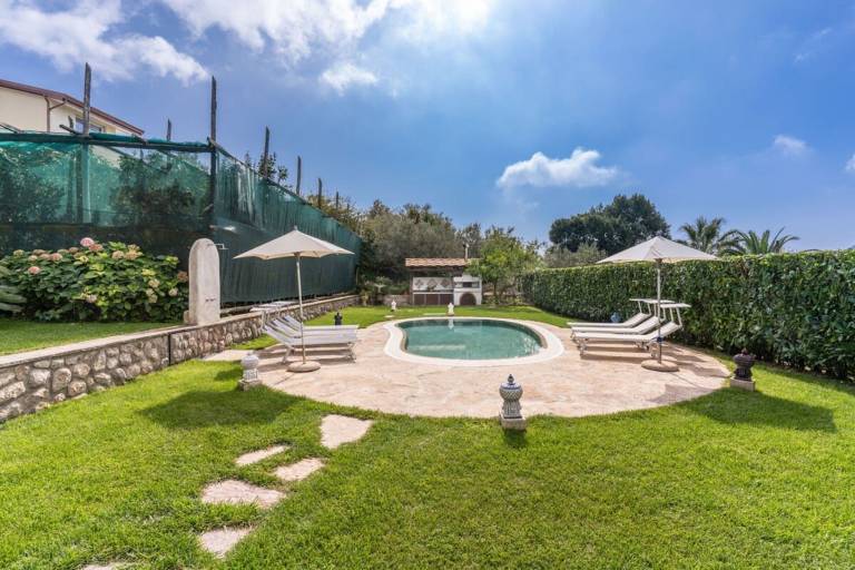 Villa  Sorrento