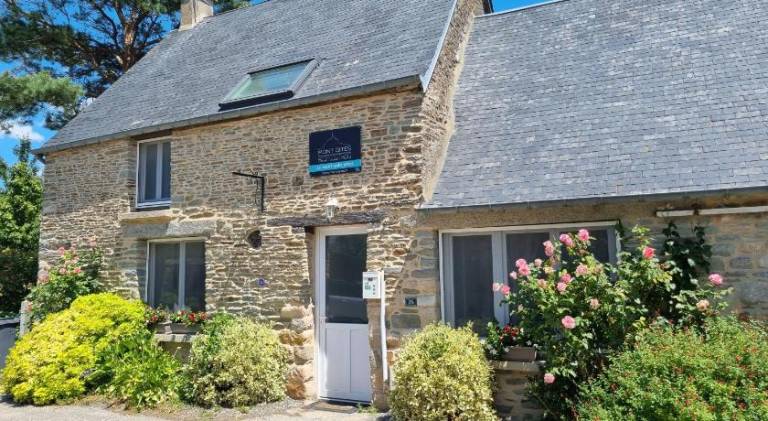 House with sauna & jacuzzi | Pets allowed in Pontorson