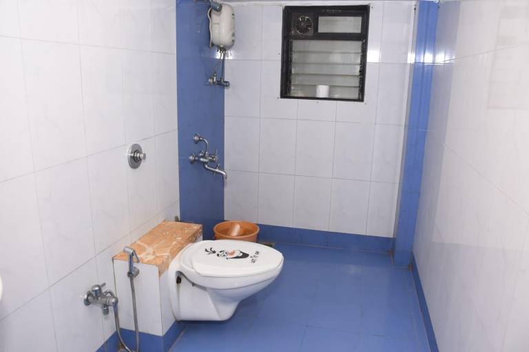 Apartment Kandivali East