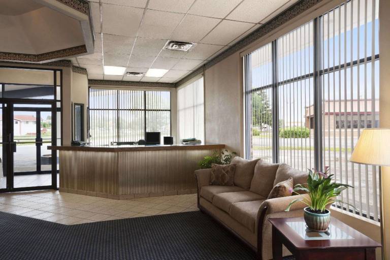 Days Inn by Wyndham Waynesboro — photo 5