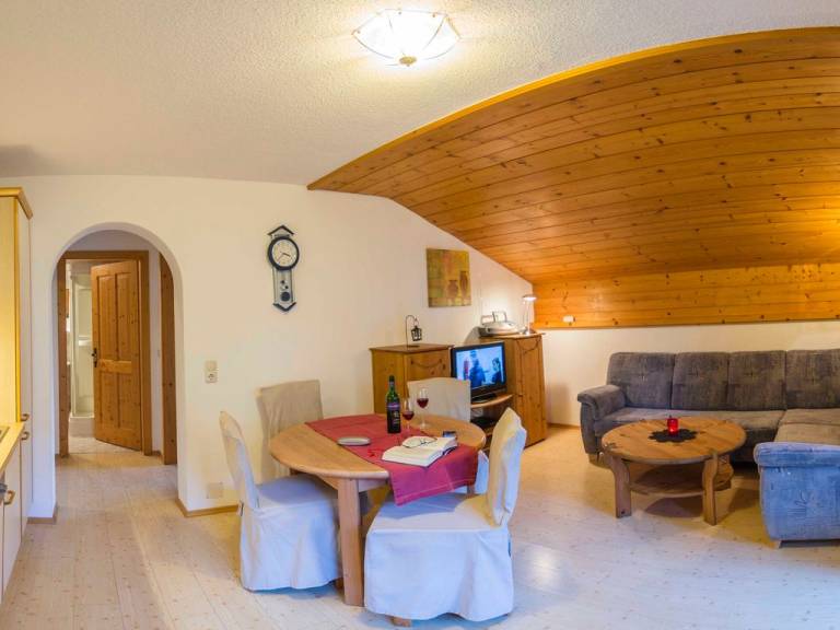 Ferienwohnung in Gemeinde Tannheim, Tannheimer Tal f&uuml;r max. 3 Personen