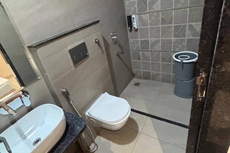 FabHotel Shri Shreeyam Stay