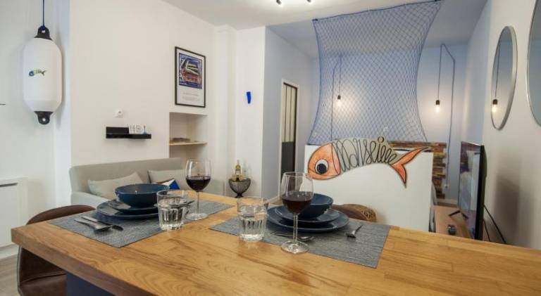 Holiday apartment | Near Marseille Cathedral | Suitable for remote work | Pet-friendly — photo 2