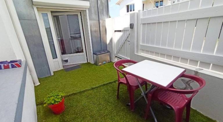 LauRina - Chambre, SDB, terrasse, arrivee autonome — photo 3