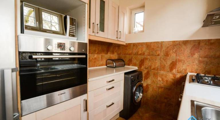 Apartment with 1 room for 5 persons — photo 3