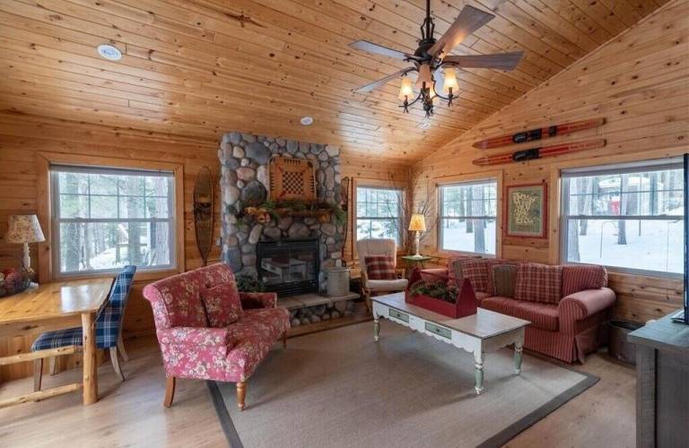 Cabin Pequot Lakes