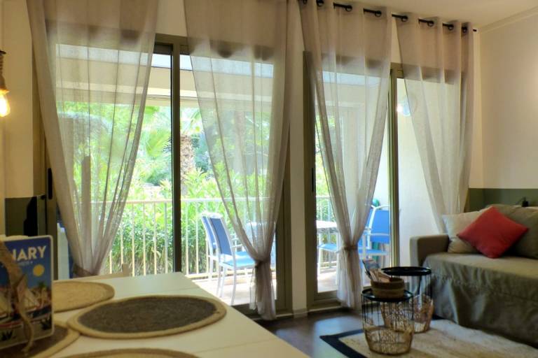 Children-friendly apartment with pool & terrace | Pet-friendly in Bandol
