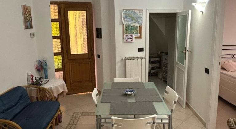 Apartment with 2 rooms for 4 persons — photo 3