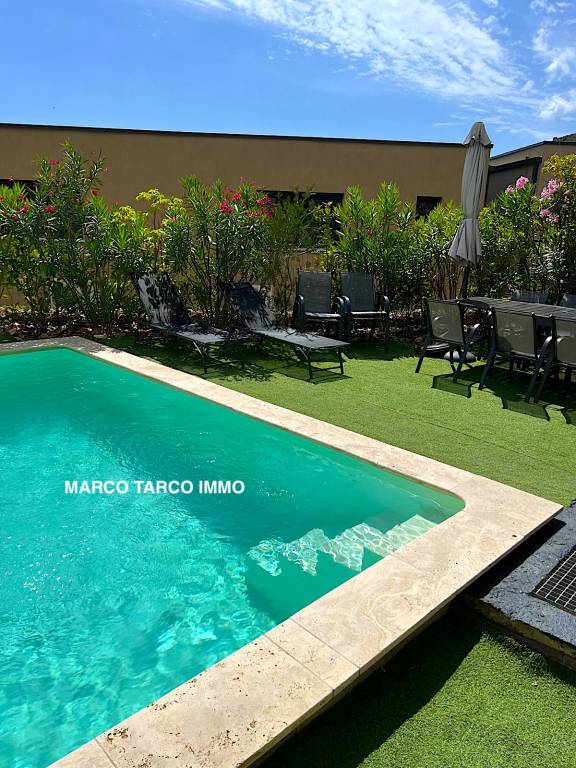 Villa with patio, yard & jacuzzi | Pool view — photo 4