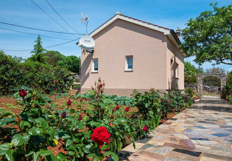 Vila  Pinezići
