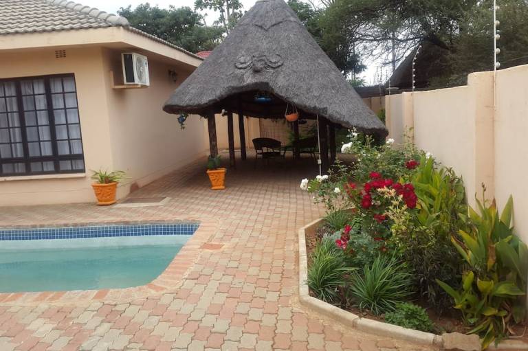 Tintech Bed & Breakfast