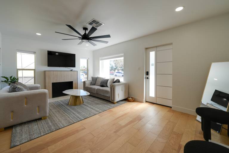 3 Mi to Dtwn Family & Pet Friendly Apt in Phoenix