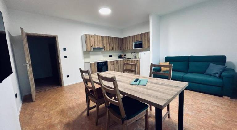 Pleasant rental apartment with yard | Pets allowed — photo 3