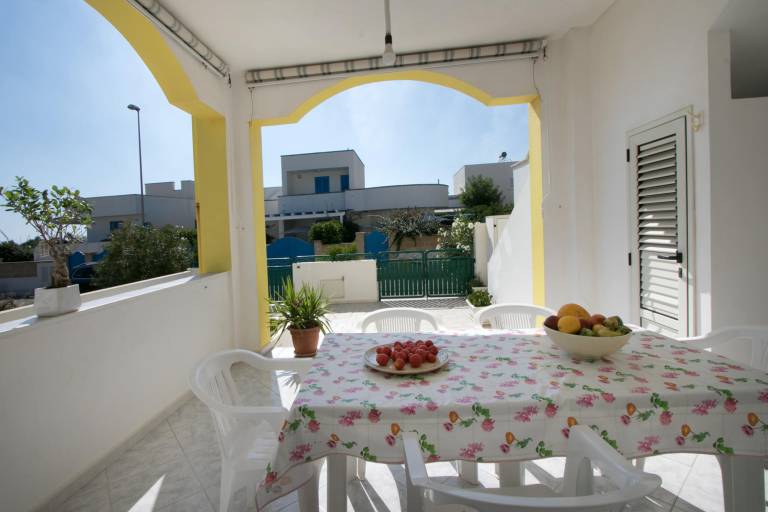 Holiday apartment with grill & patio | Sea view — photo 3