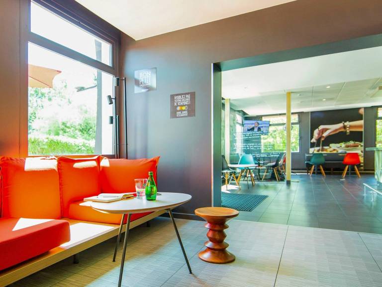 Ibis Mulhouse Île Napoléon — photo 2