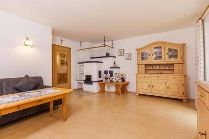 Holiday apartment with patio & garden | Garden view in Reit im Winkl