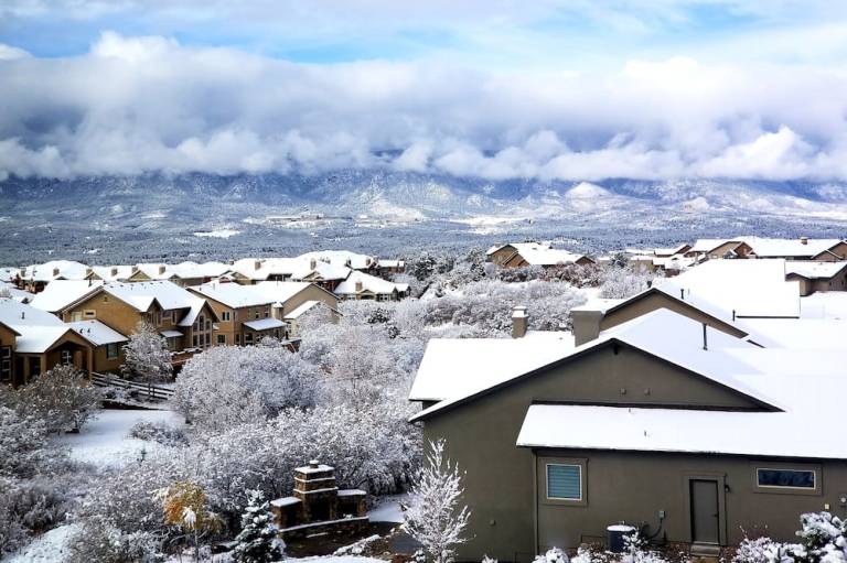 Chateau du Pikes Peak a Tuscany Retreat