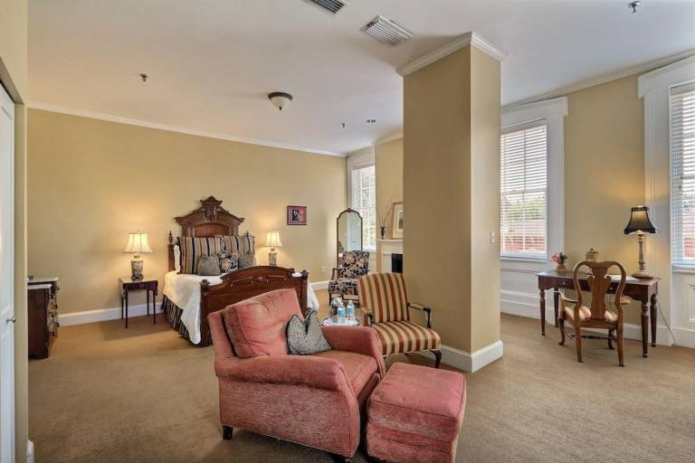 The Presidents' Quarters Inn — photo 4