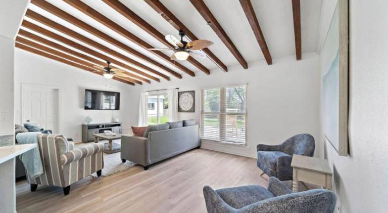 House with pool | Perfect for remote work | Dogs allowed — photo 3