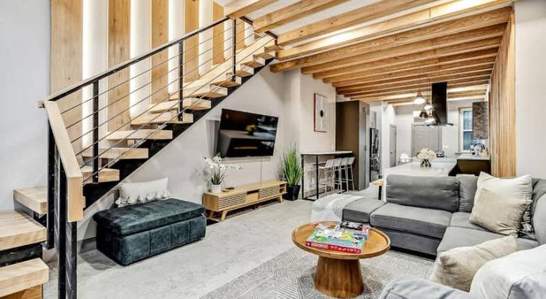 Fully equipped house | Close to Liberty Bell | Suitable for remote work | Pets allowed in Philadelphia, PA