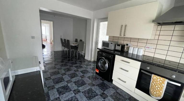 Holiday apartment with 4 rooms for 10 persons — photo 4