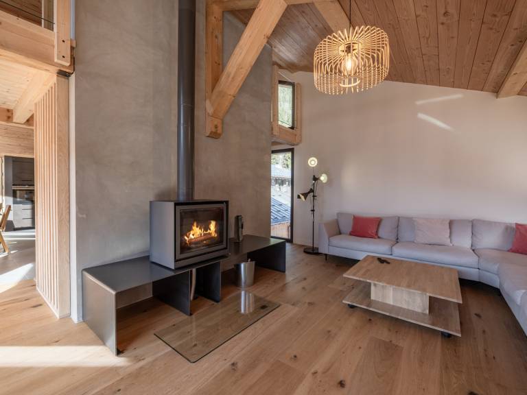 Chalet with jacuzzi — photo 2