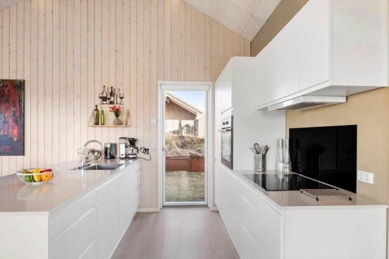 House with sauna, patio & BBQ — photo 5
